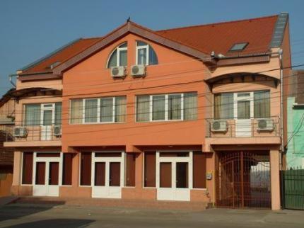 Pensiunea Neptun Guest House Alba Iulia Εξωτερικό φωτογραφία
